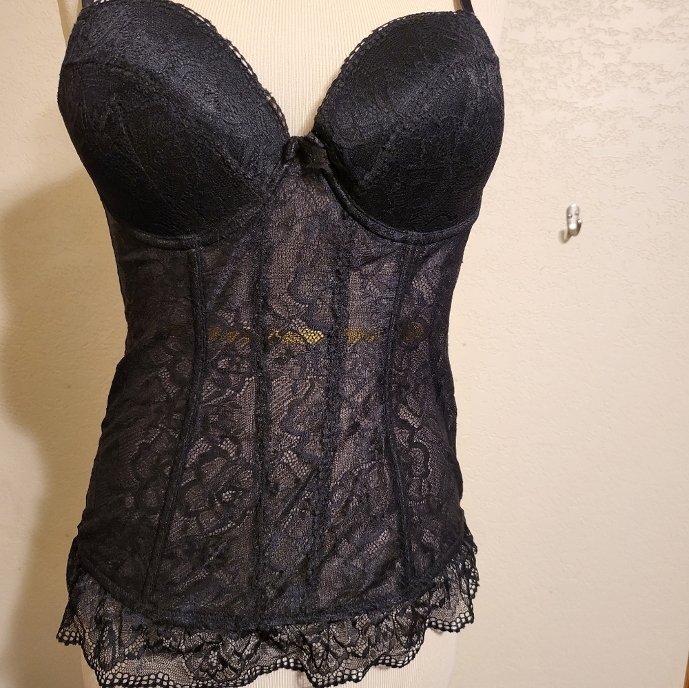 Frederick's of Hollywood Lace Corset - Picture 7 of 8